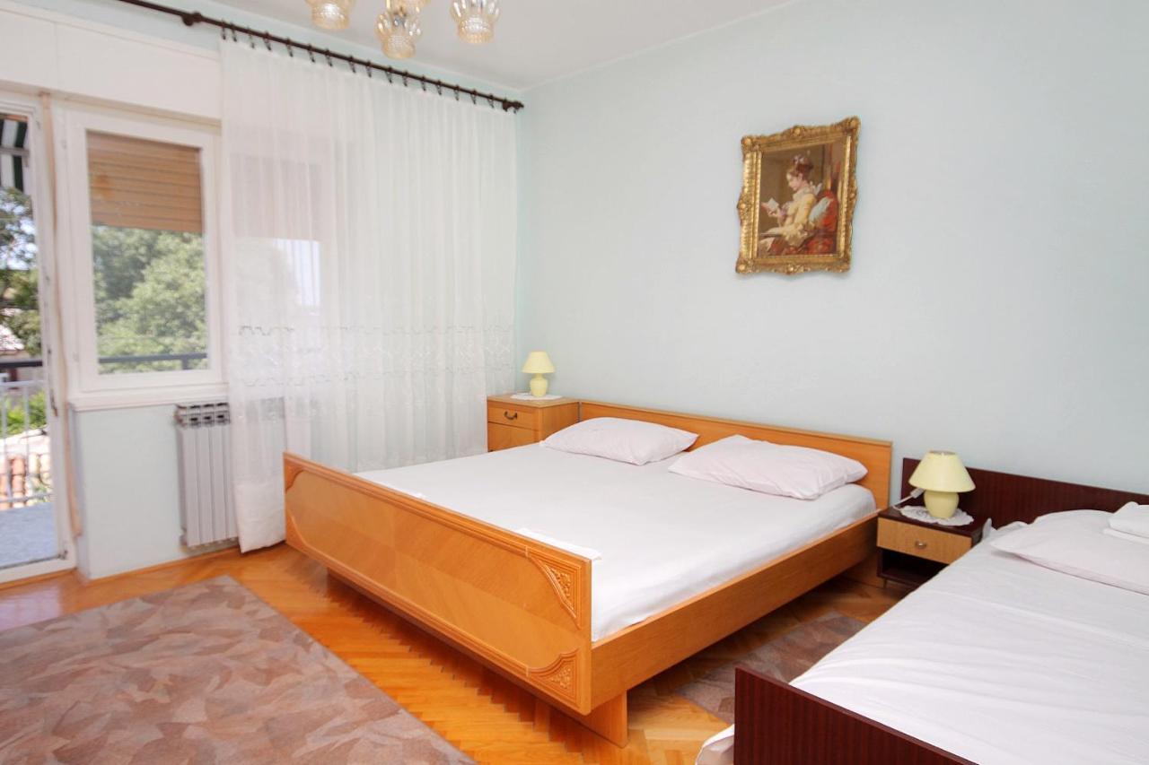 Apartments With A Parking Space Senj - 5572 Экстерьер фото