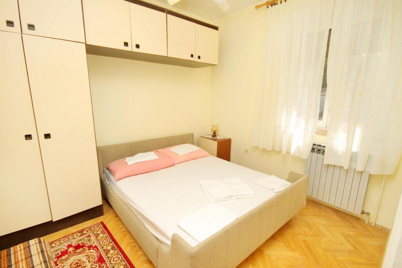 Apartments With A Parking Space Senj - 5572 Экстерьер фото